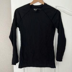 Women’s black Figs performance underscrub